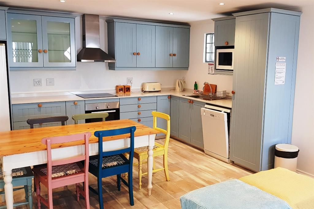 20190221_032152_KS_Dining_Kitchen