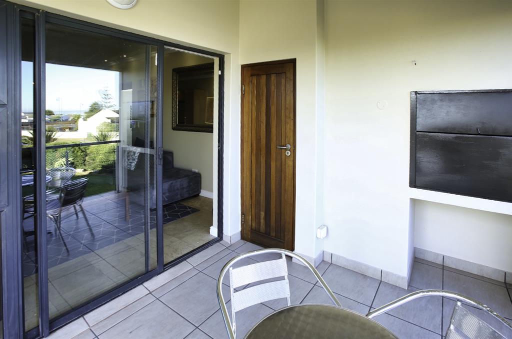 20220606_122443_E108_Braai_2