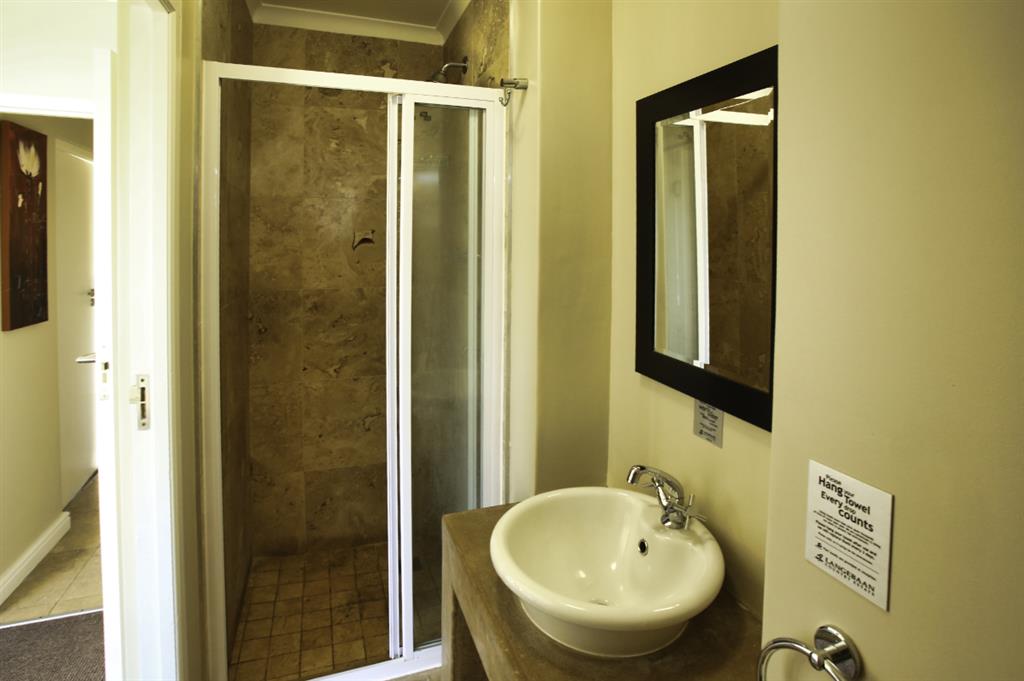 20220606_123103_E108_Master_en-suite