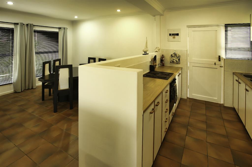 20230313_093916_H118_Kitchen_2