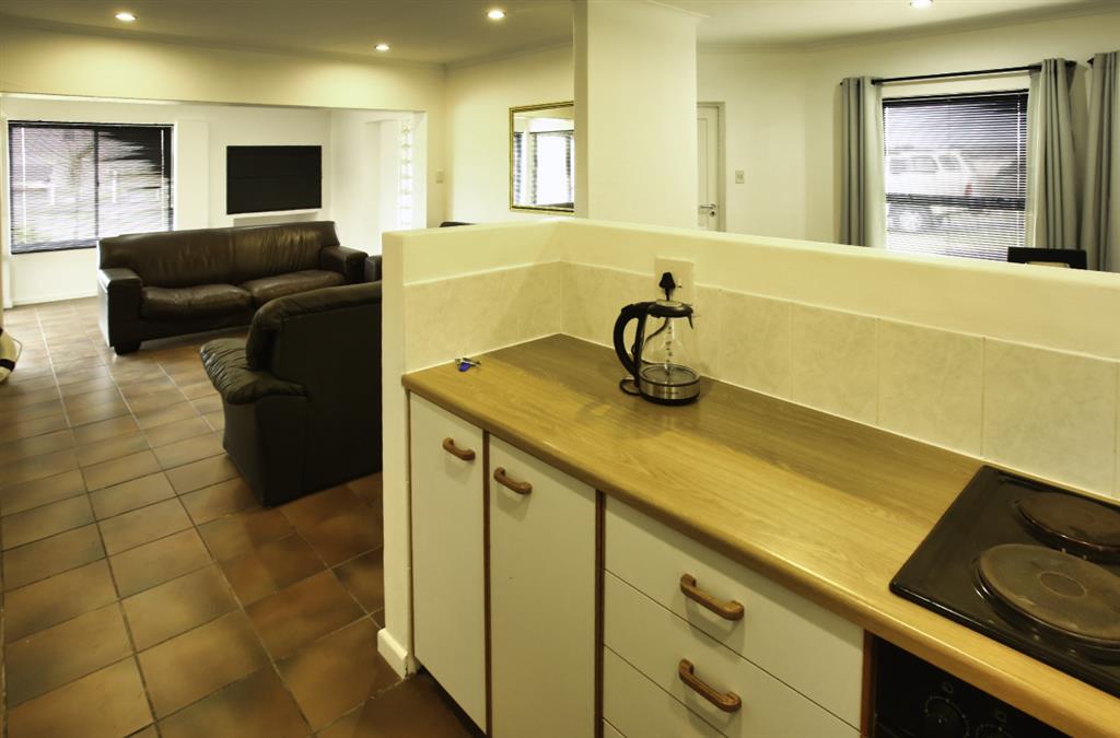 20230313_093925_H118_Kitchen_3