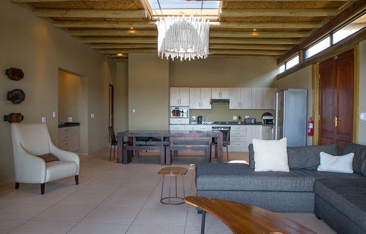 mjejane-room_riverlodges-2