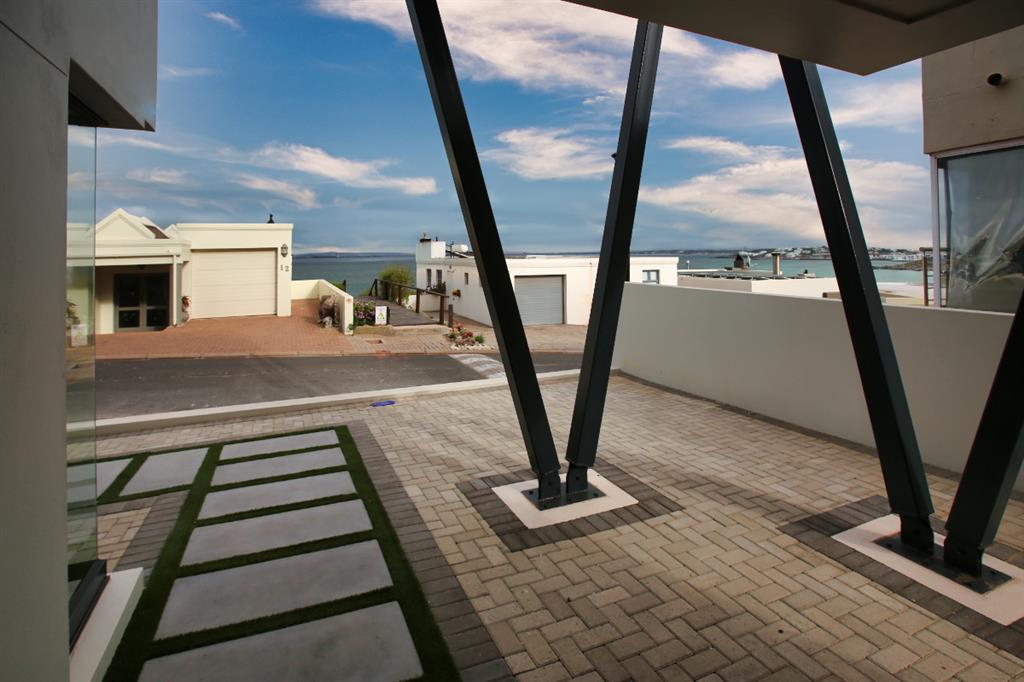 20251128_010534_17_W2HA_View_to_Boardwalk_2