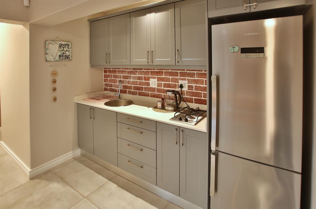 20260206_011332_G4DV_Kitchenette